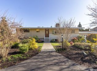 19156 66th Pl NE, Kenmore, WA 98028