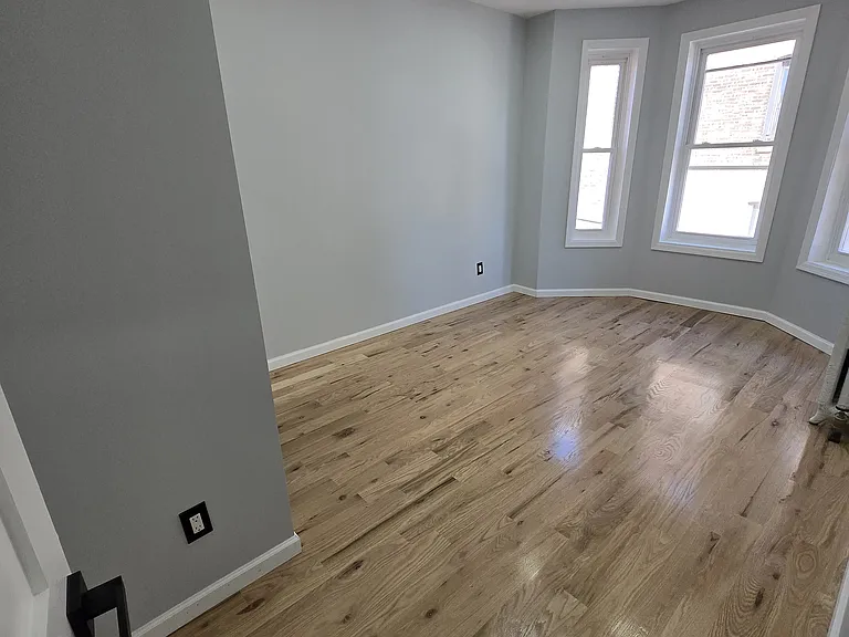 236 Fulton Ave #2 — Photo 3