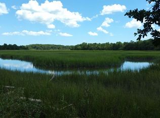 342 Eddings Point Rd, Saint Helena Island, SC 29920