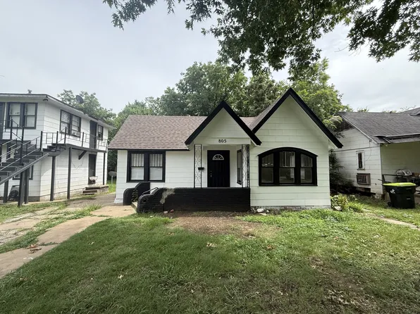 805 E 17th St, Ada, OK 74820