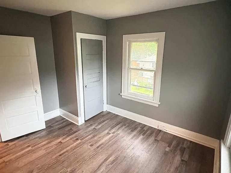 1418 Grant St — Photo 15