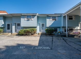 186 Dunbarton Rd APT 13, Manchester, NH 03102