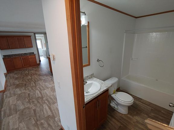 4th image of 105 20th St NW #446