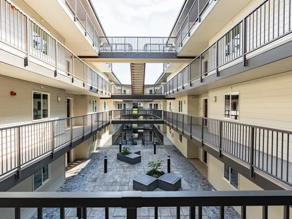 500 Square Apartments, 500 32nd St #6c654562d, Bellingham, WA 98225