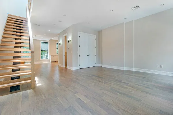 Rented by Rahme Real Estate, LLC | media 17