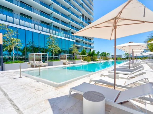 580 72nd St #1608, Miami, FL 33141