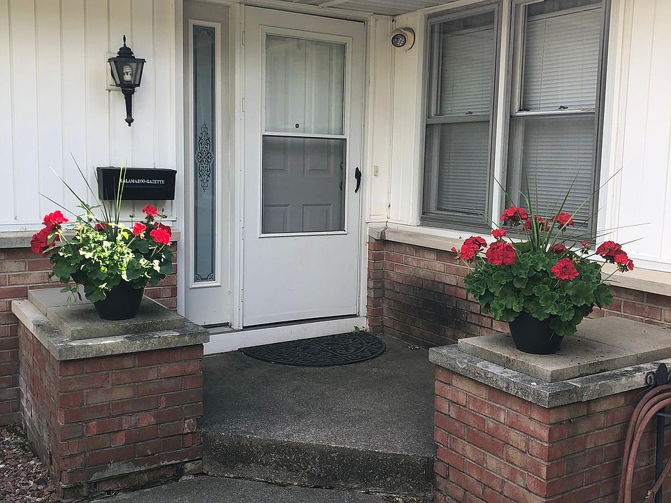 1st image of 5036 Allardowne St