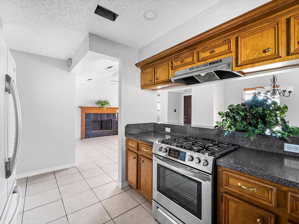 1st image of 13806 Long Glen Dr #13806