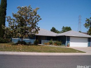 18891 N Arrowhead Dr, Lockeford, CA 95237
