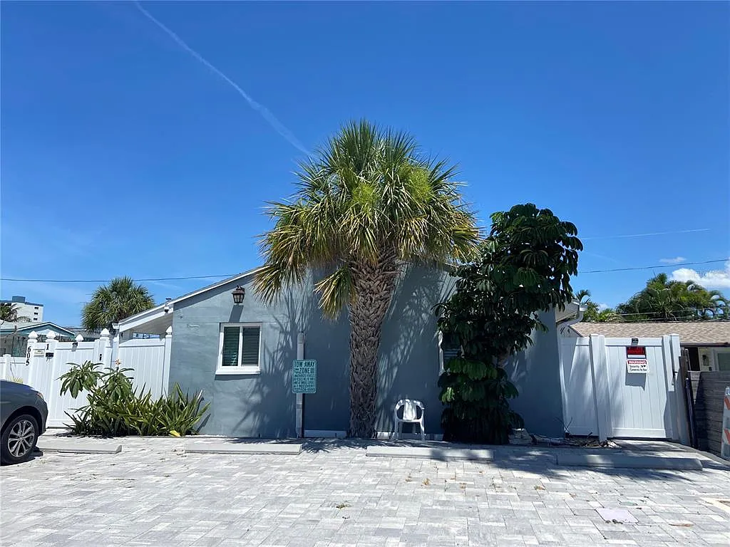 Building Photo - 605 69th Ave #1