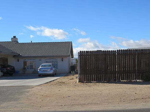 3rd image of 16533 Mesa St
