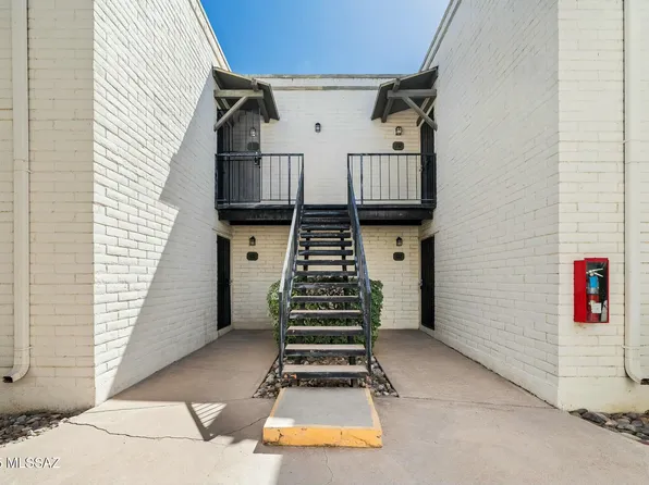 8450 E Old Spanish Trl APT 233, Tucson, AZ 85710