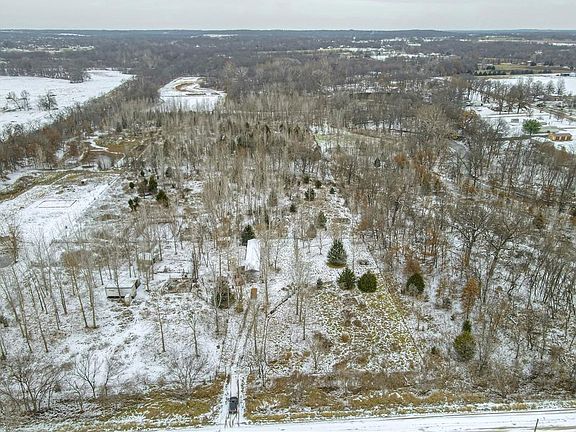 4th image of 1615 NW 450th Rd