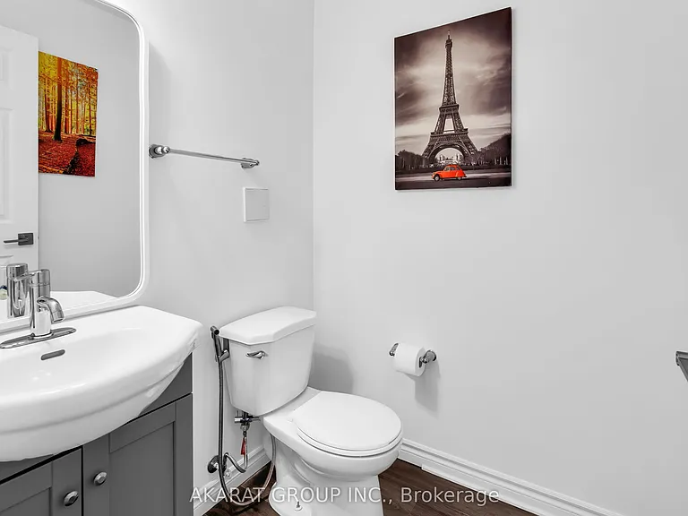 61 Soho St #68 — Photo 8