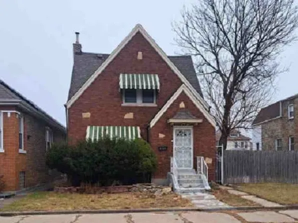 7125 S Fairfield Ave, Chicago, IL 60629