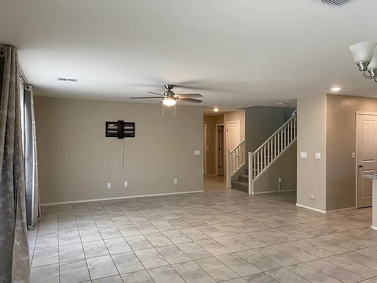 16668 W Sierra St — Photo 8