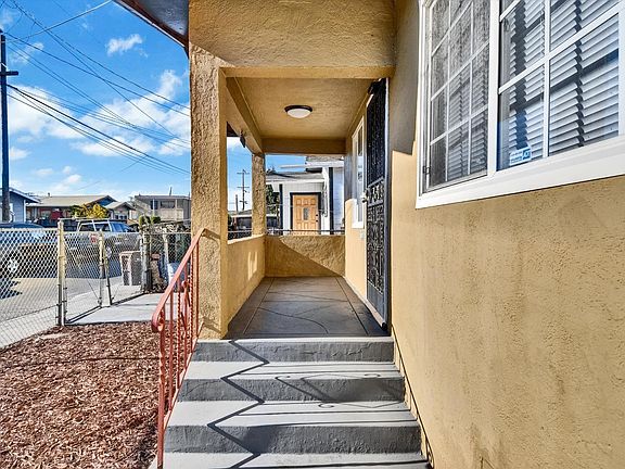 3rd image of 1237 72 Avenue