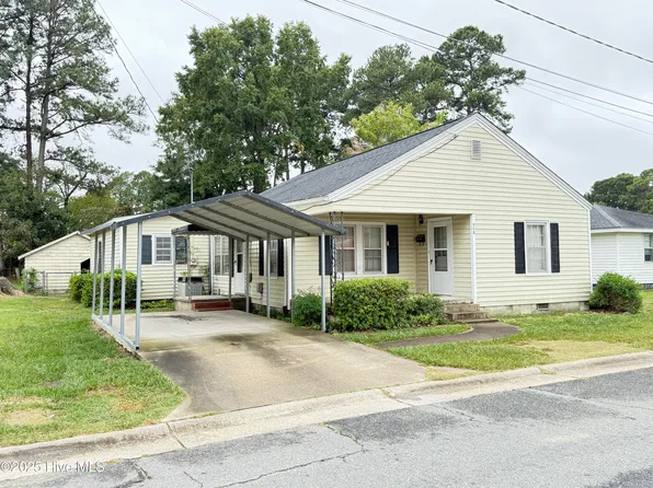 513 Steele Street, Mount Olive, NC 28365