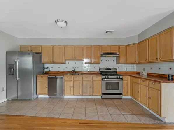 244 Clark Pl Floor 2, Elizabethport, NJ 07206