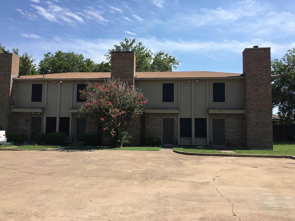 1st image of 319 Cambridge Dr