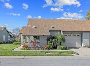 42112 Village 42, Camarillo, CA 93012