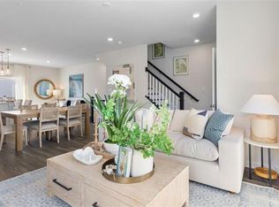 584 Swamp Creek Rd, Bechtelsville, PA 19505