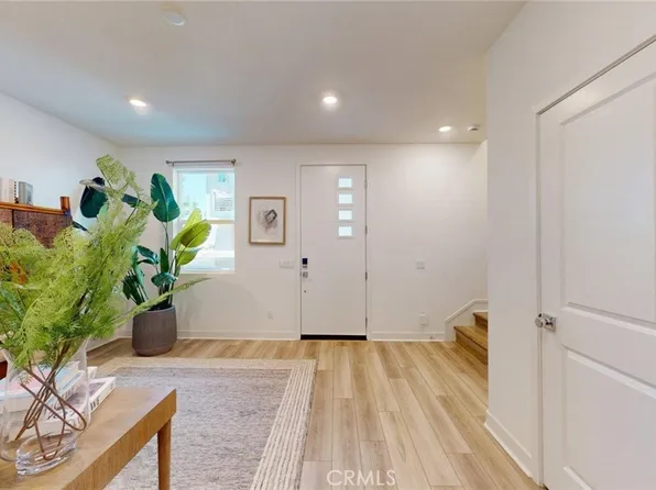 1673 W Lincoln Ave Unit 102, Anaheim, CA 92801