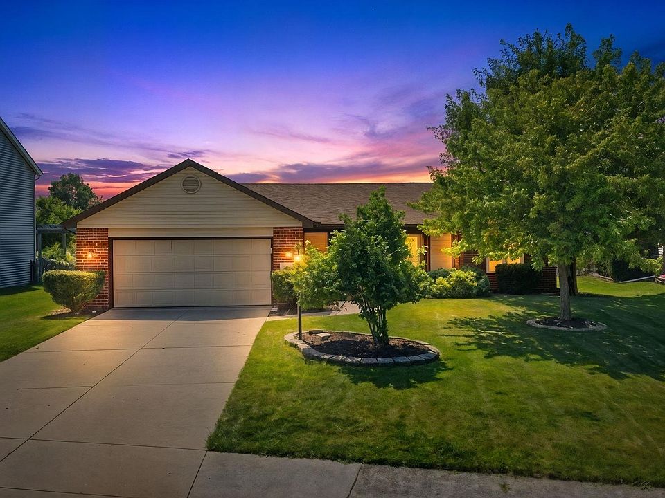 1st image of 10827 Lupine Ln