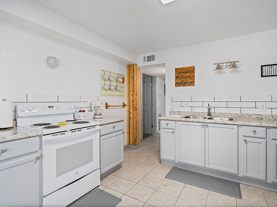 1st image of 126 Canvasback Ln #1