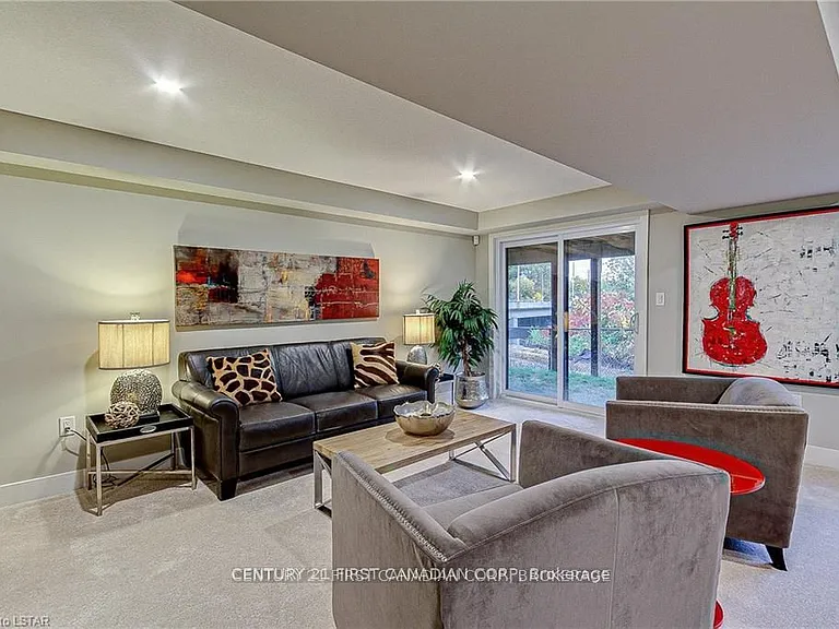 177 Edgevalley Rd #88 — Photo 31