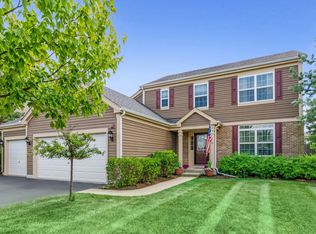 5933 Chatham Dr, Hoffman Estates, IL 60192