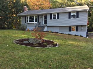 12 Sparhawk Dr, Londonderry, NH 03053