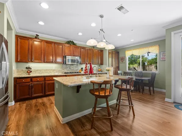 1625 Valley Falls Ave, Redlands, CA 92374