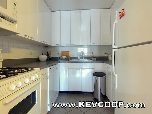 Rented by Earplay | media 32