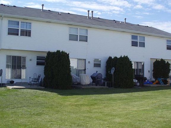 2nd image of 786 Gettysburg Dr APT 2