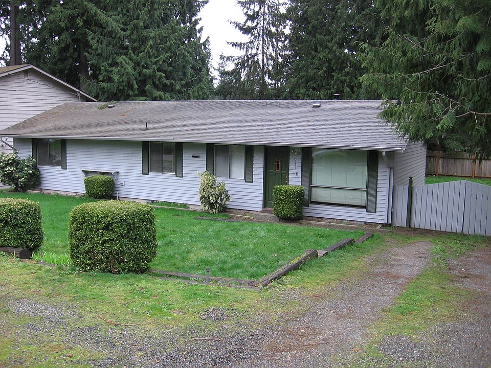 1st image of 937 210th Ave NE