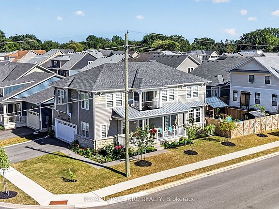2nd image of 2 Beachwalk Cres
