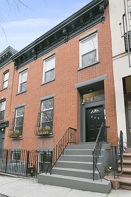 Sold by Compass | media 38