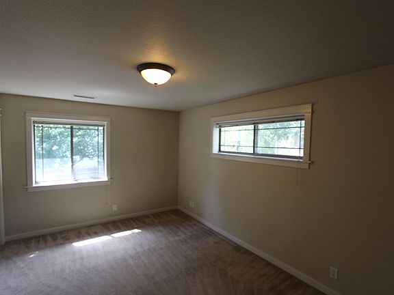 5th image of 32 E Calle Contenta