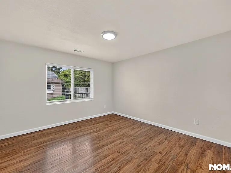 1413 12th St NE #A — Photo 11
