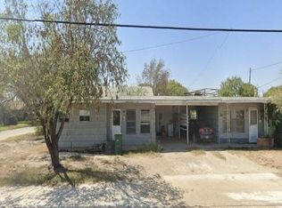 703 N 7th Ave, Crystal City, TX 78839