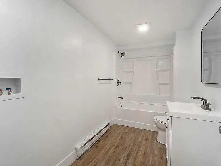 2269 Pennsylvania Ave — Photo 26
