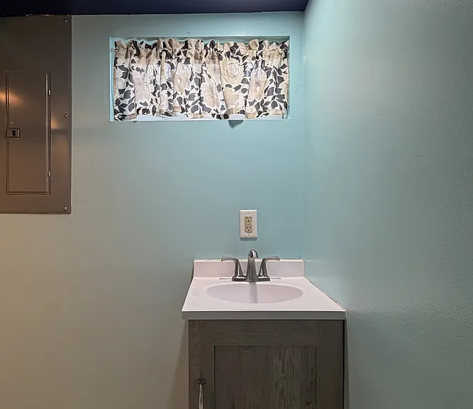 Lower Level Full Bathroom