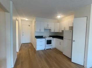 2228 Franklin St #309, Vancouver, BC V5L1R9