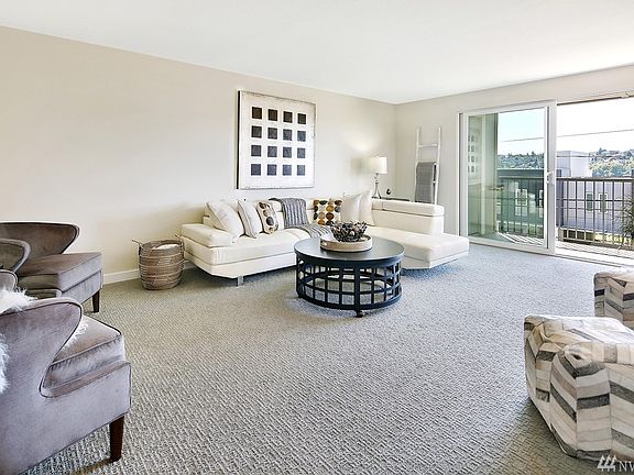 2nd image of 2253 Gilman Dr W APT 201