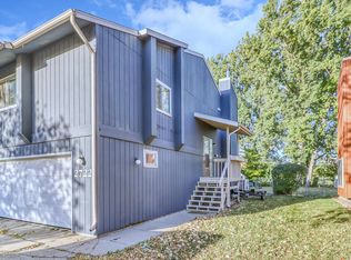 2722 26th Street Cir S, Moorhead, MN 56560