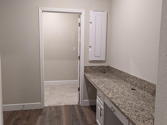 4th image of 5288 Maddux Way