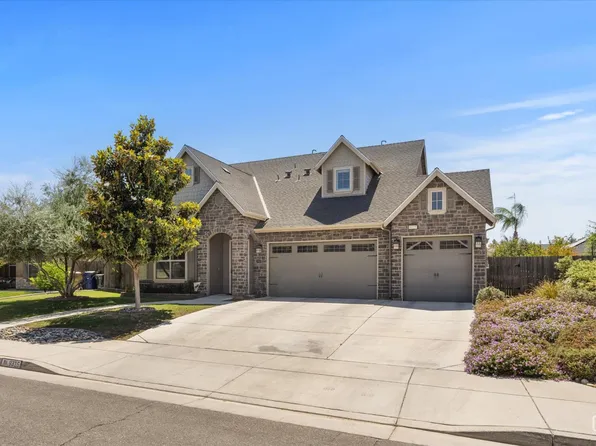 9315 Riviera Del Sol Dr, Bakersfield, CA 93314