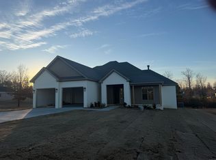 9057 Creek Vw, Bauxite, AR 72011