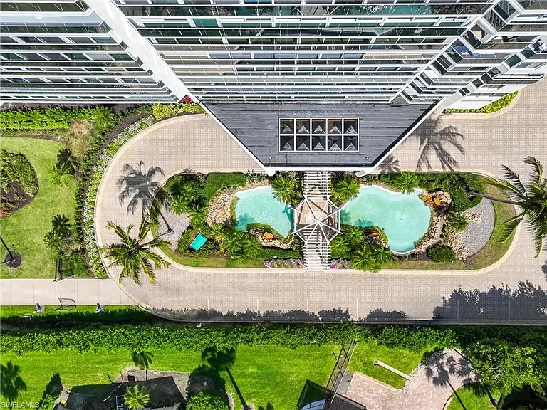 4041 Gulf Shore Blvd N #1007 — Photo 7